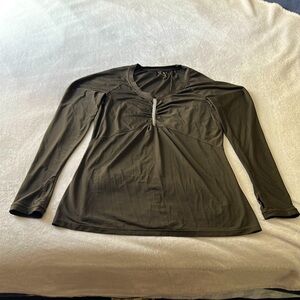 Athleta moisture wicking long sleeve shirt with zippered pocket